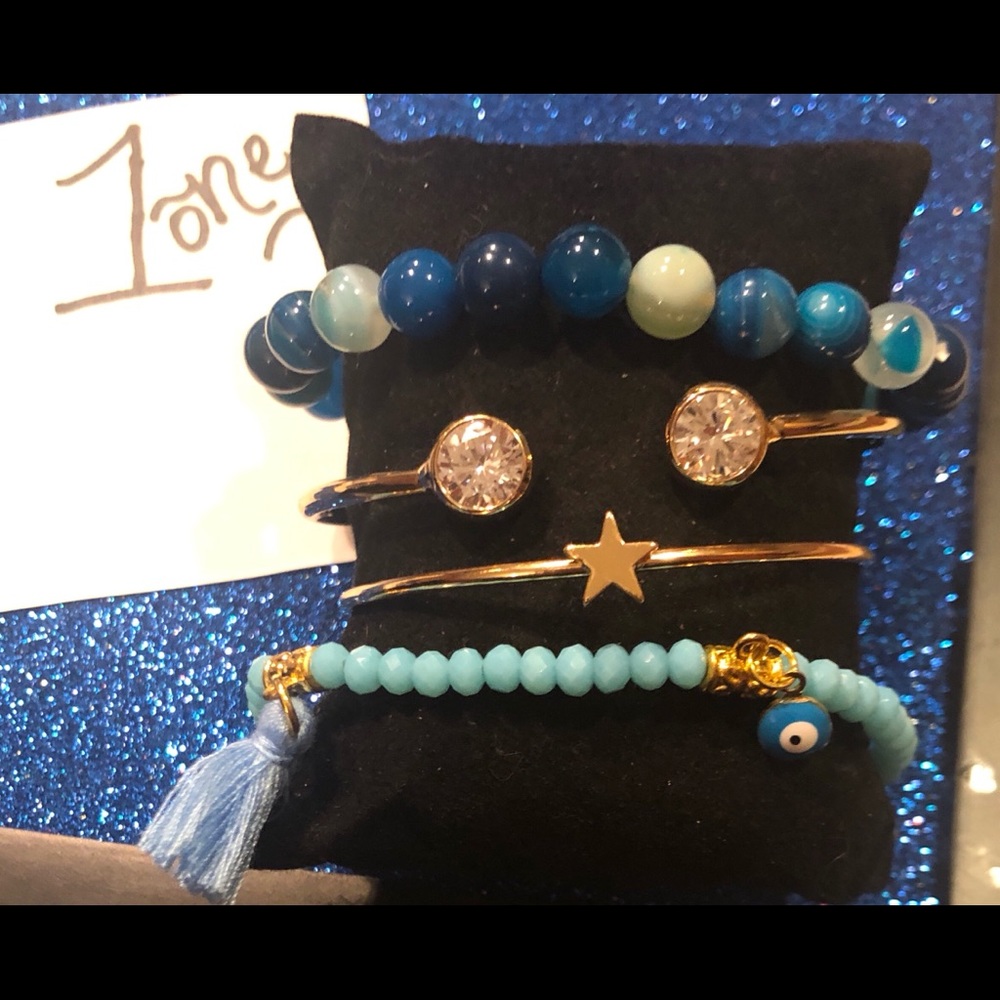 Set 4 CRYSTAL BEAD SLIP on STRETCH BLUE GOLD WHITE
